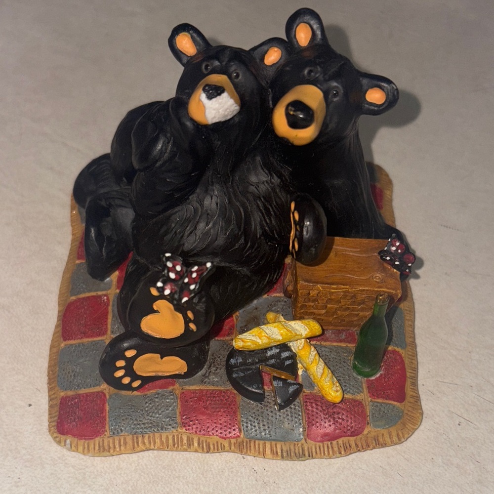 Bearfoots Bears by Jeff Fleming collectable- butterfly picnic